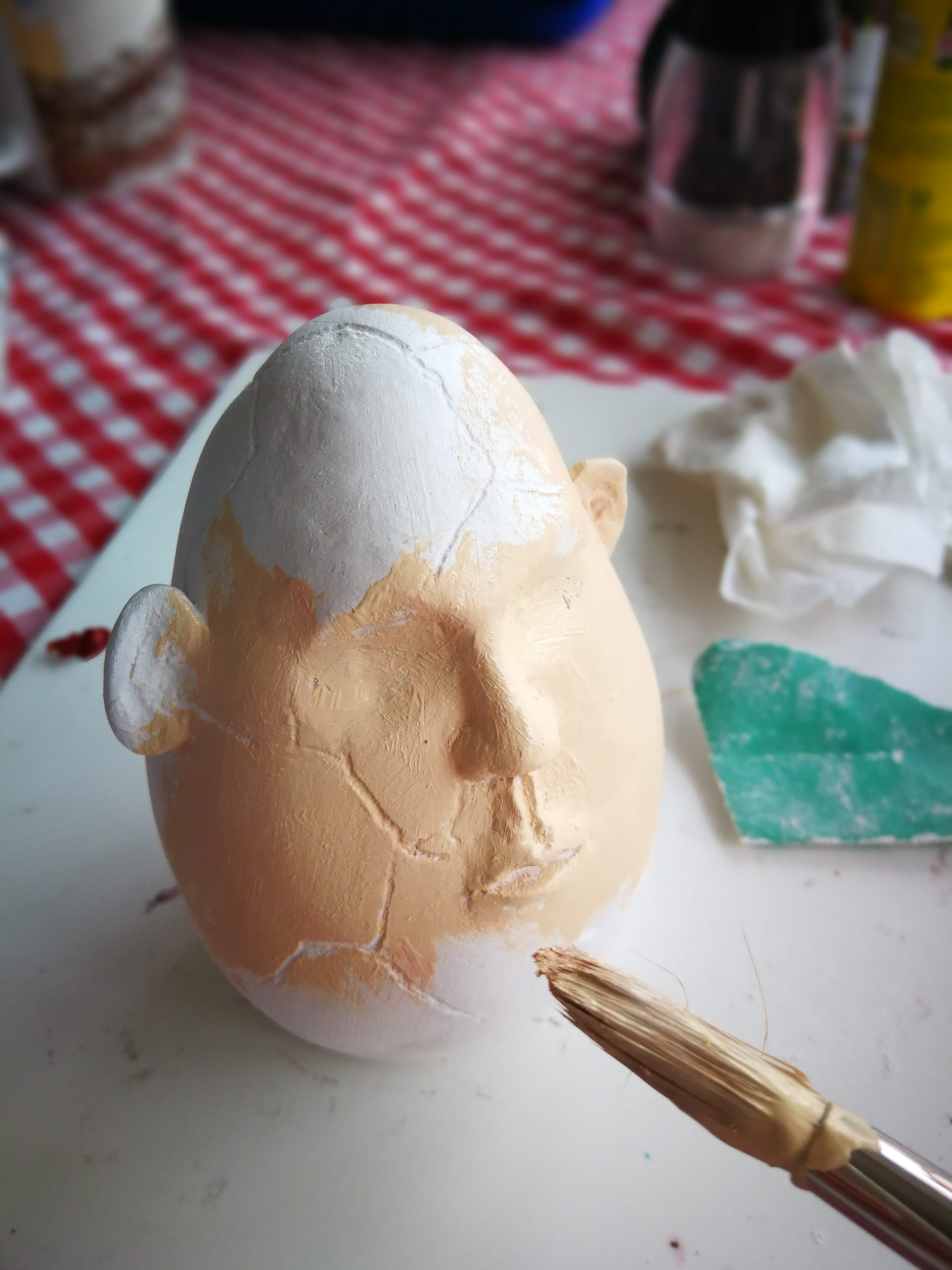 Humpty being painted