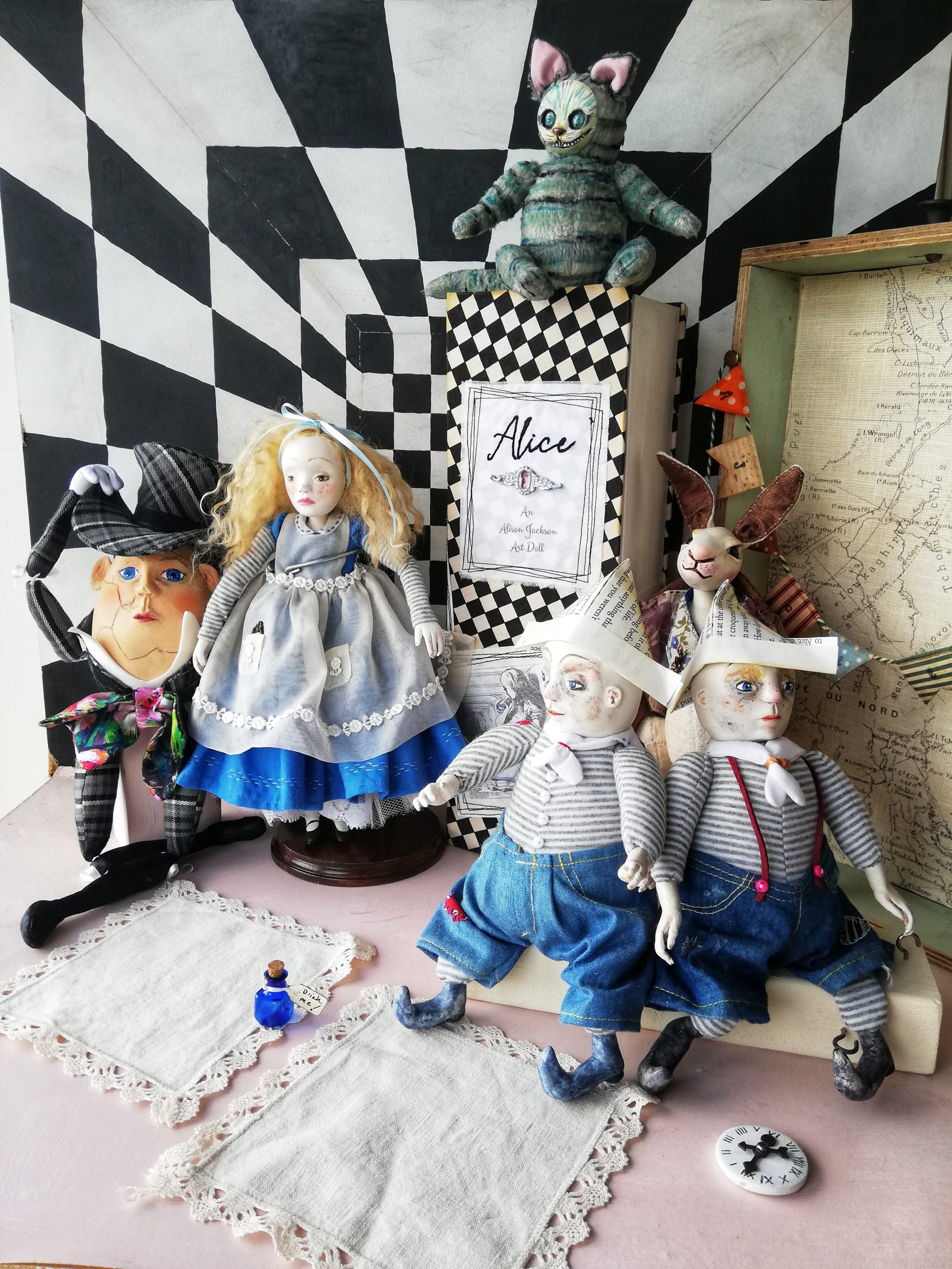 Alice and Wonderland Characters 