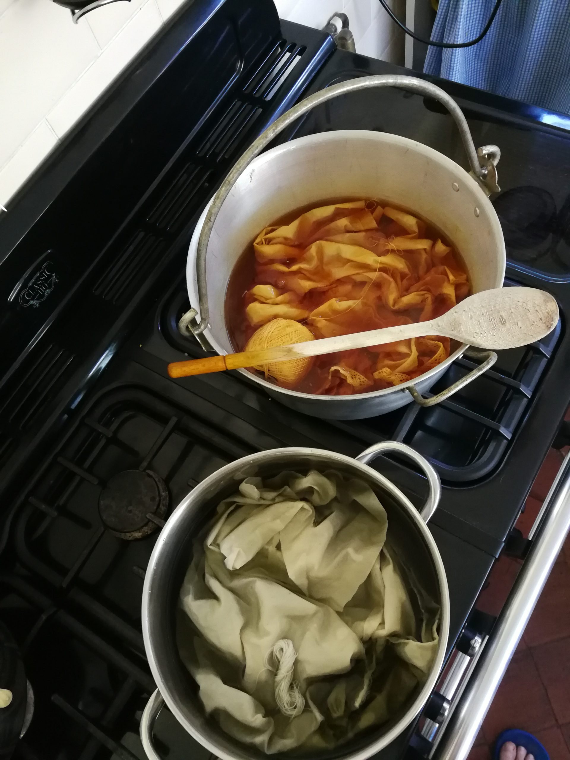 material dyeing in large saucepans